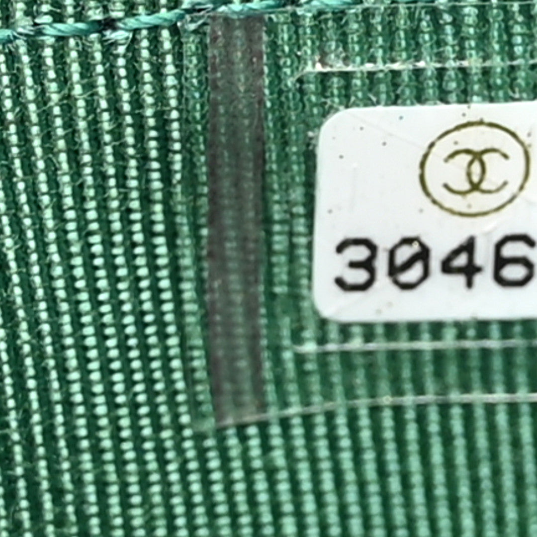 Caviar Quilted Flap Card Holder Wallet Green