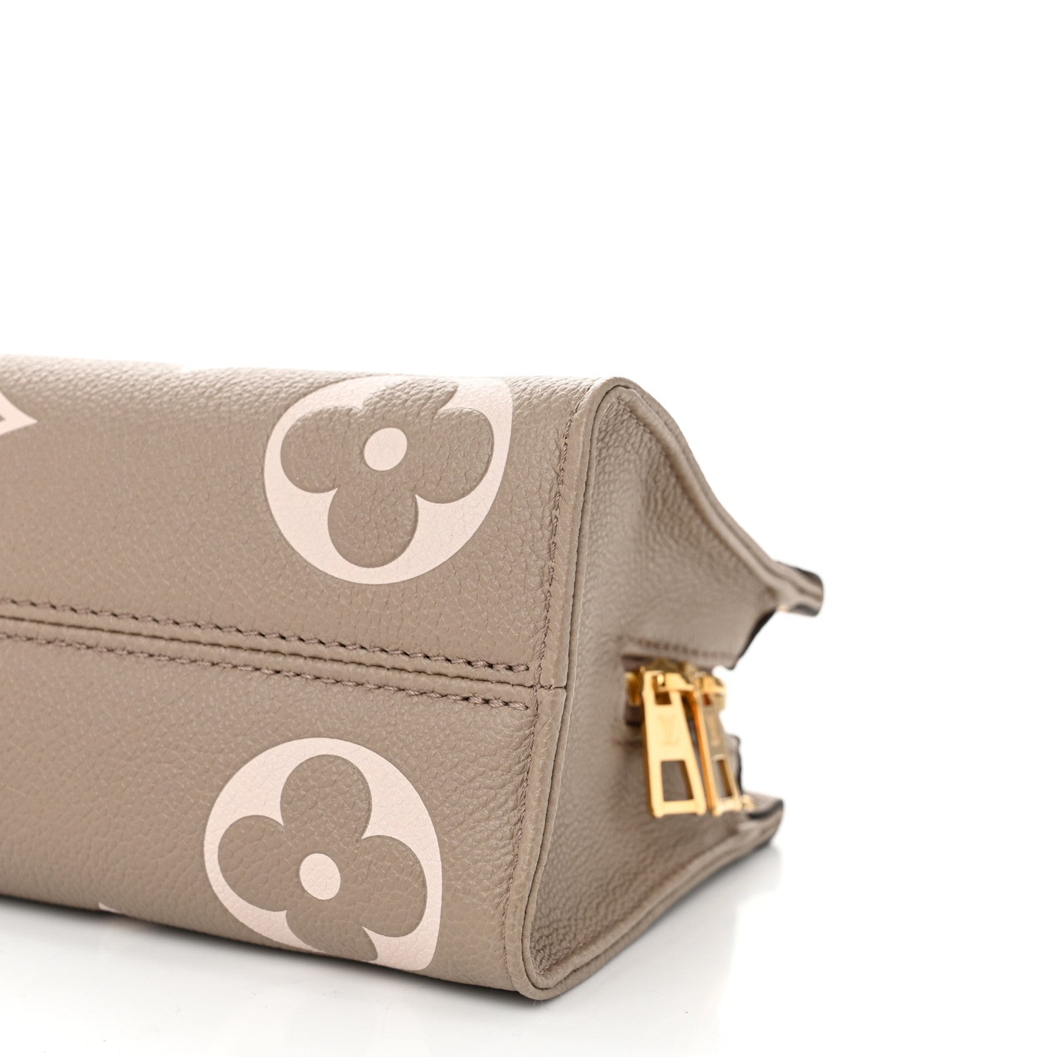 Louis Vuitton Empreinte OnTheGo East West Dove Cream 9 of 10