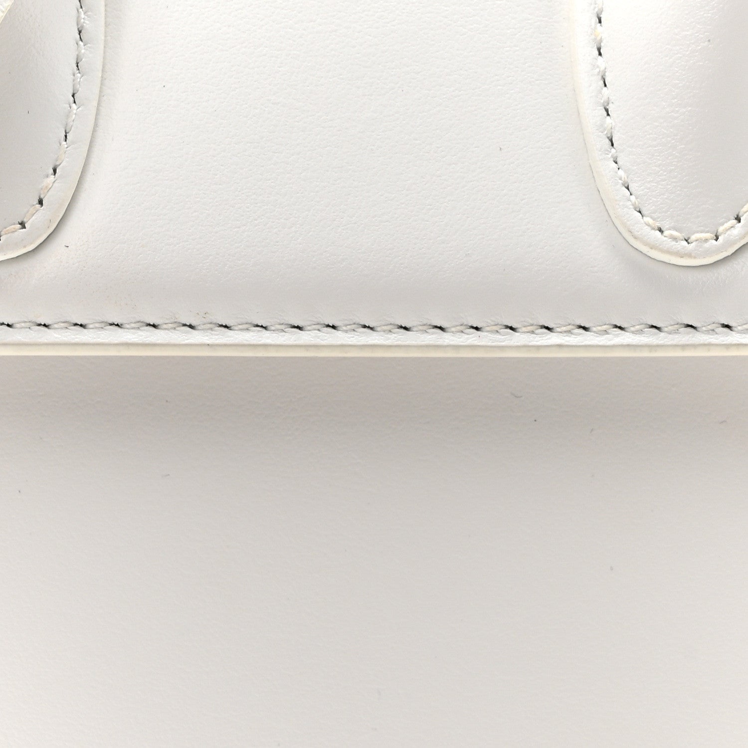 Jacquemus Smooth Calfskin Le Chiquito Moyen White 7 of 9