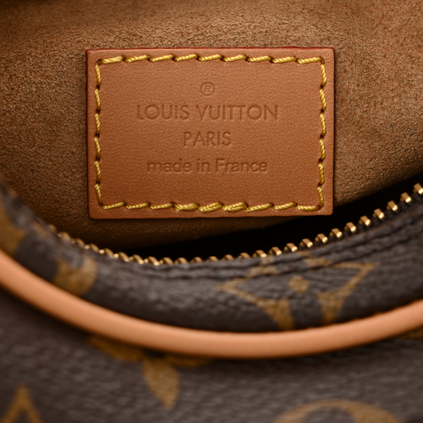 Monogram Loop