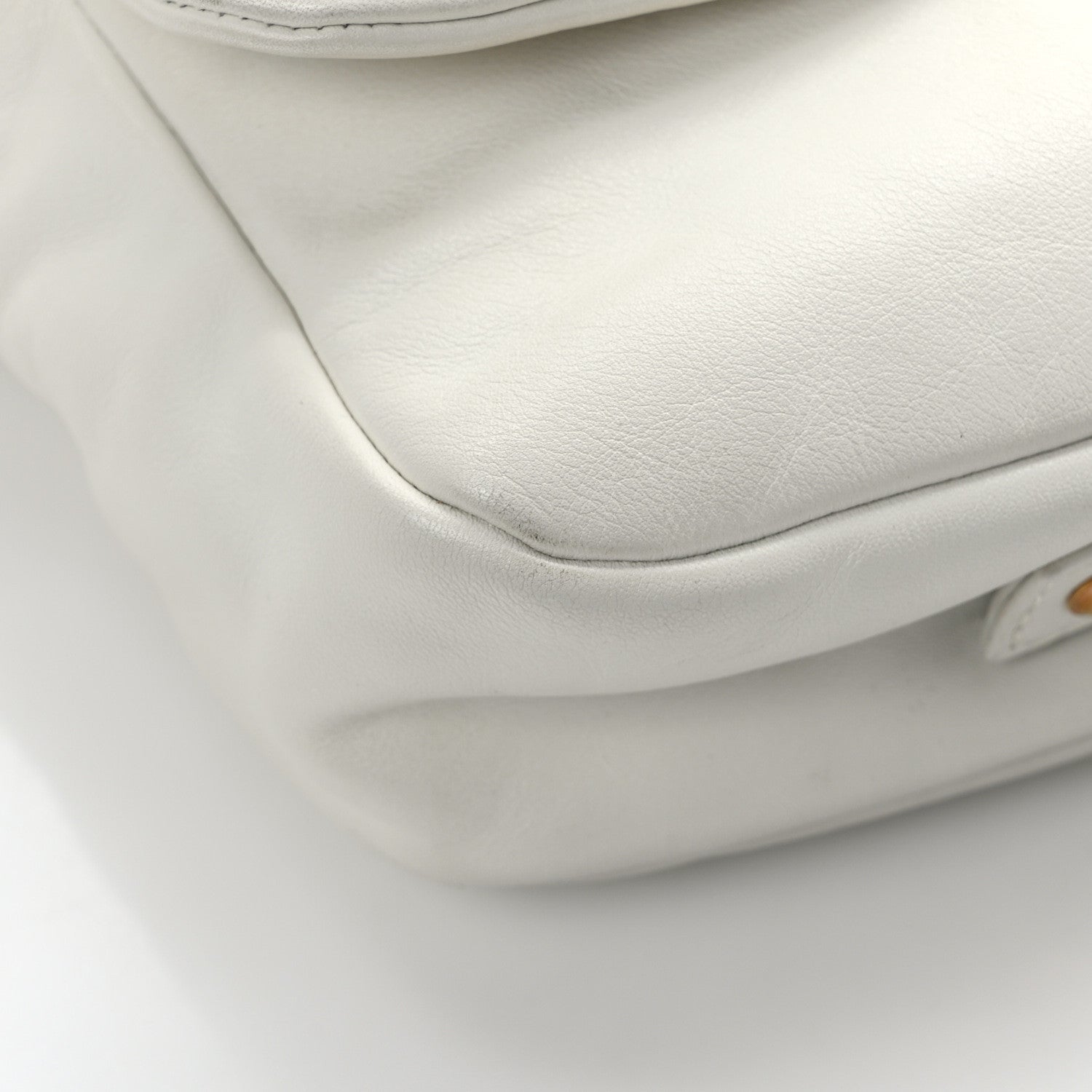 Chanel Lambskin Rodeo Drive Flap White 10 of 17