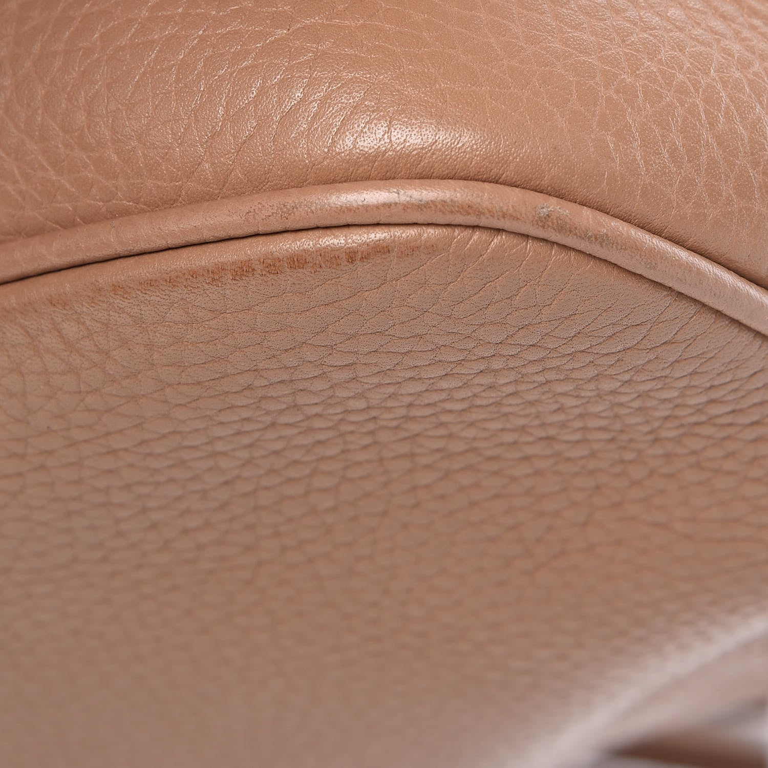 Gucci Pebbled Calfskin Small Soho Disco Bag Camelia 14 of 15