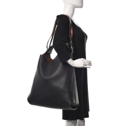 Burberry Calfskin Grommet Hobo Black 3 of 18