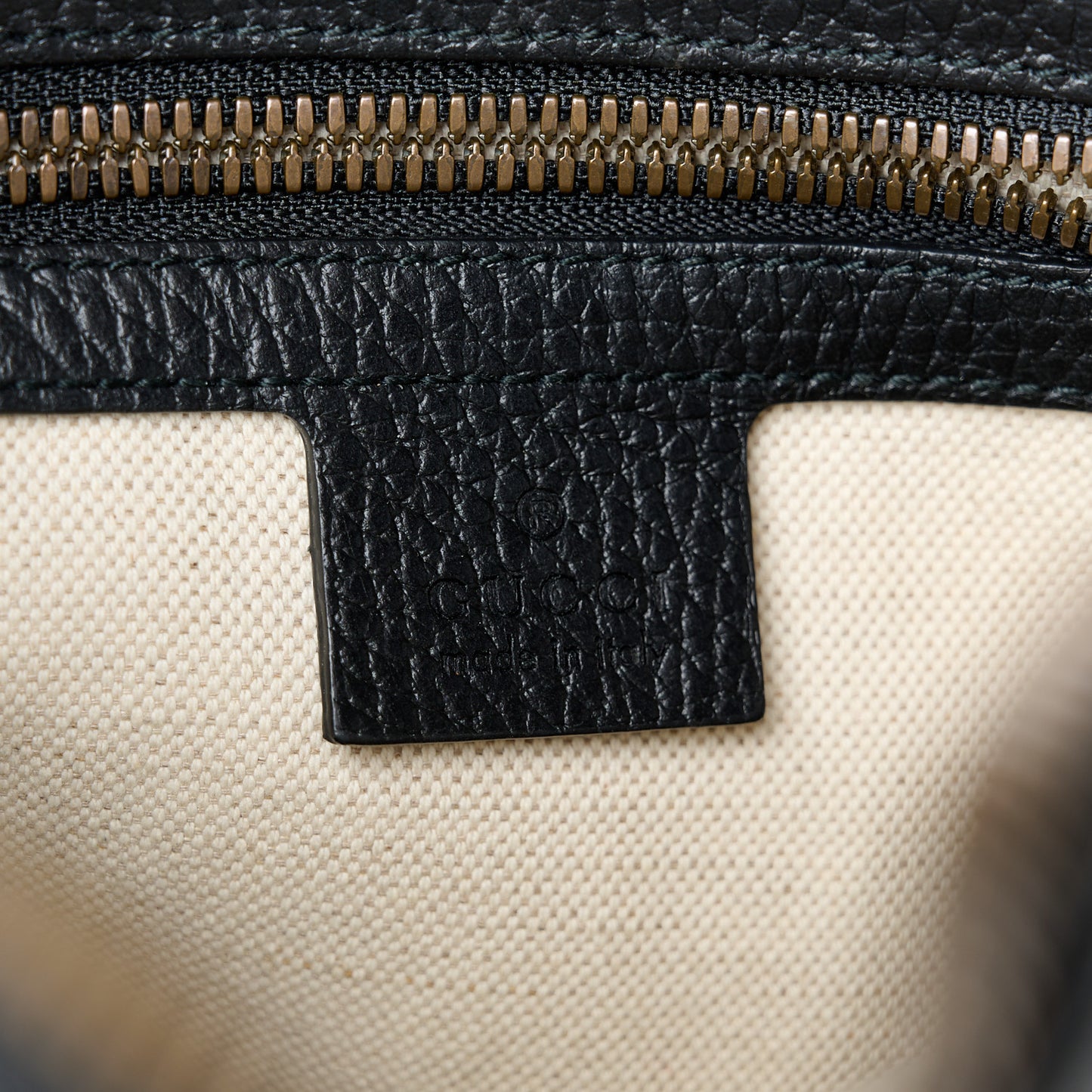 Grained Calfskin Logo Messenger Bag Black