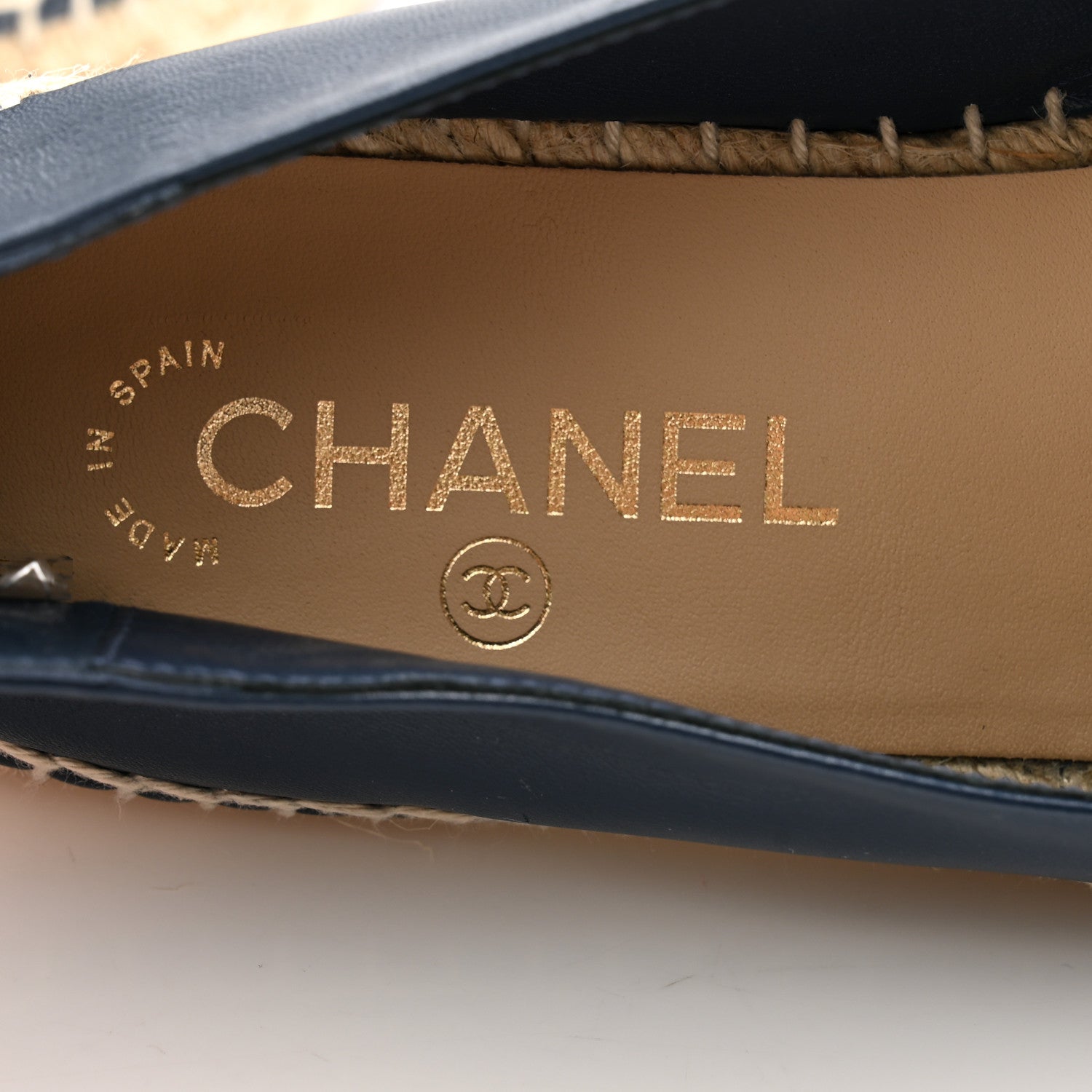 Chanel Lambskin Shiny Calfskin CC Espadrilles 39 Navy Blue Beige Black 7 of 9