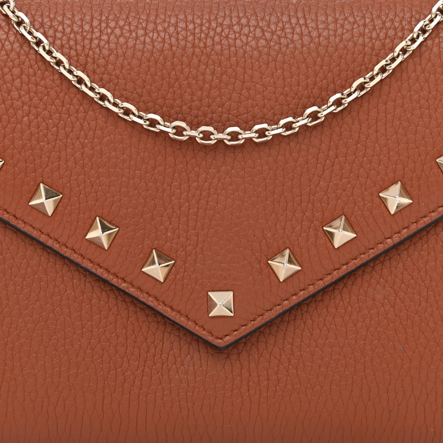 Valentino Garavani Pebbled Calfskin Rockstud Envelope Wallet on Chain Bright Cognac 7 of 10
