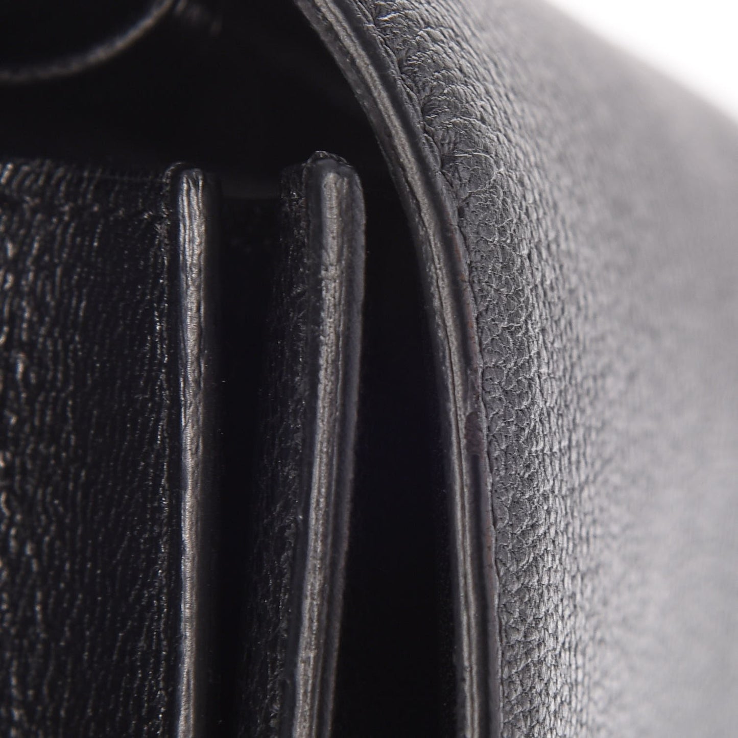 Goatskin Medium Classic Box Flap Bag Black