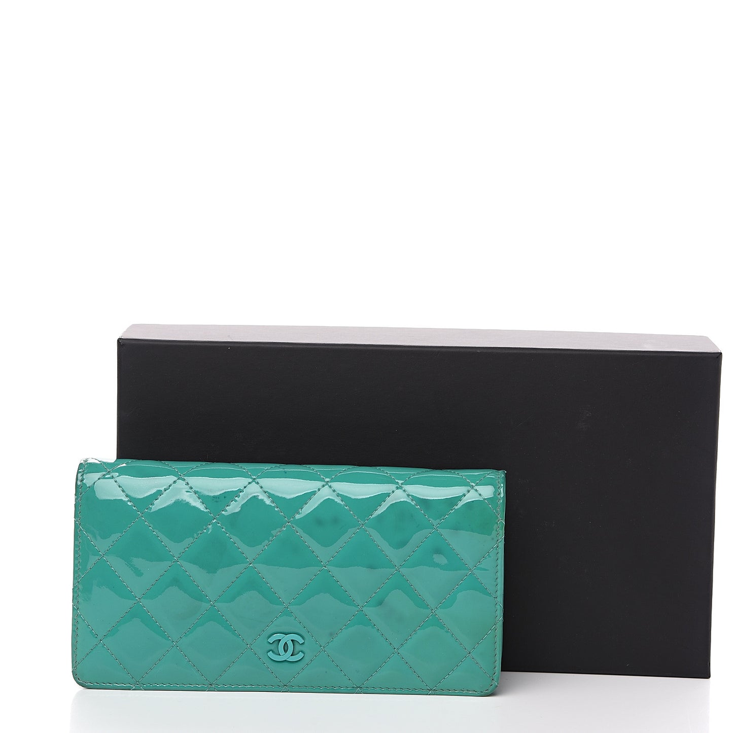 Patent Quilted Yen Wallet Turquoise