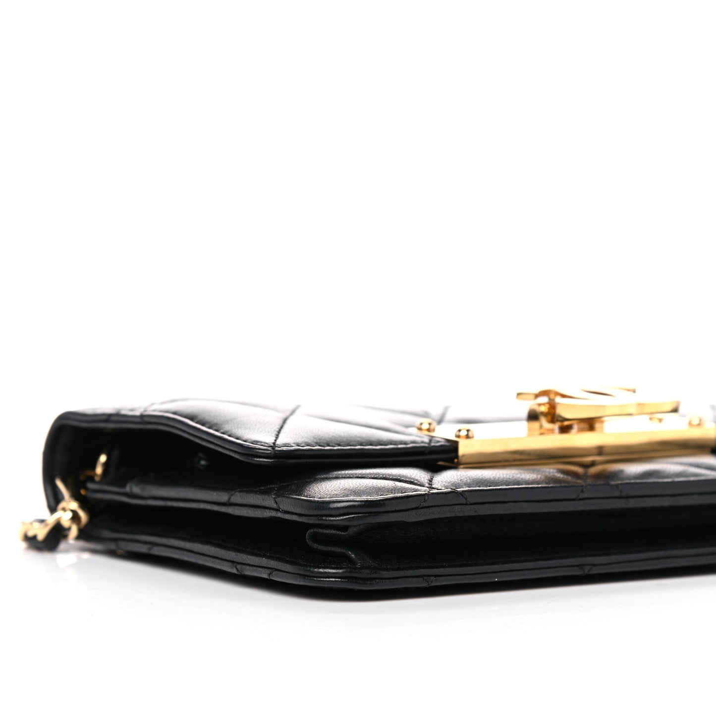Lambskin Quilted Golden Class Wallet on Chain WOC Black