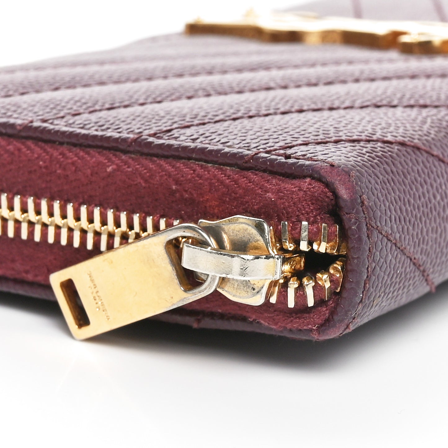 Grain De Poudre Matelasse Chevron Monogram Zip Around Wallet Rouge Legion
