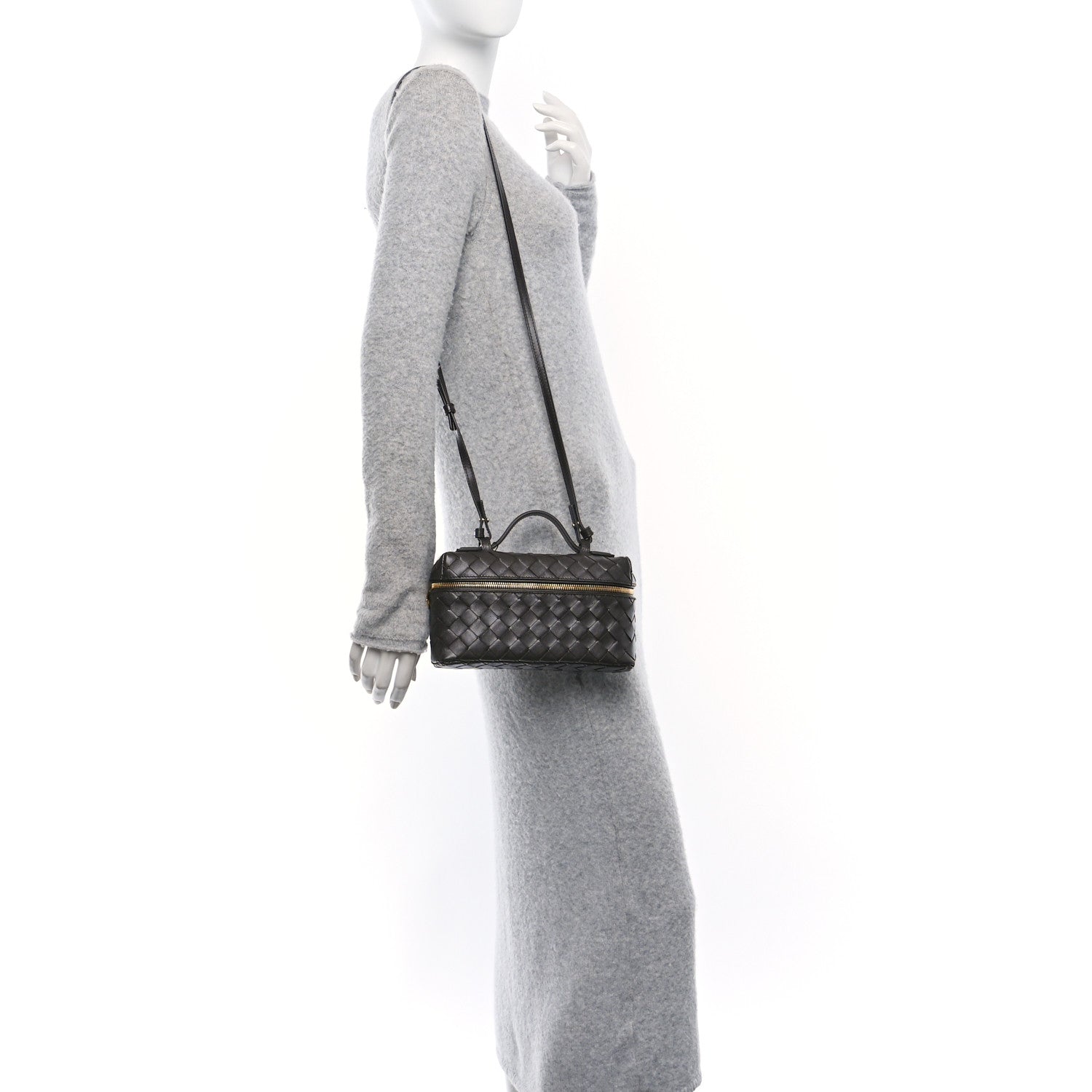 Bottega Veneta Calfskin Intrecciato Bang Bang Vanity Case Fondant 2 of 9