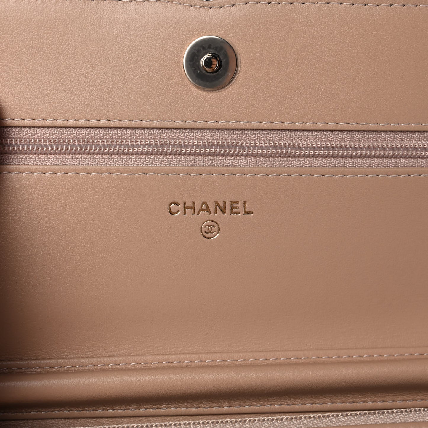 Caviar Quilted CC Filigree Wallet On Chain WOC Beige Black