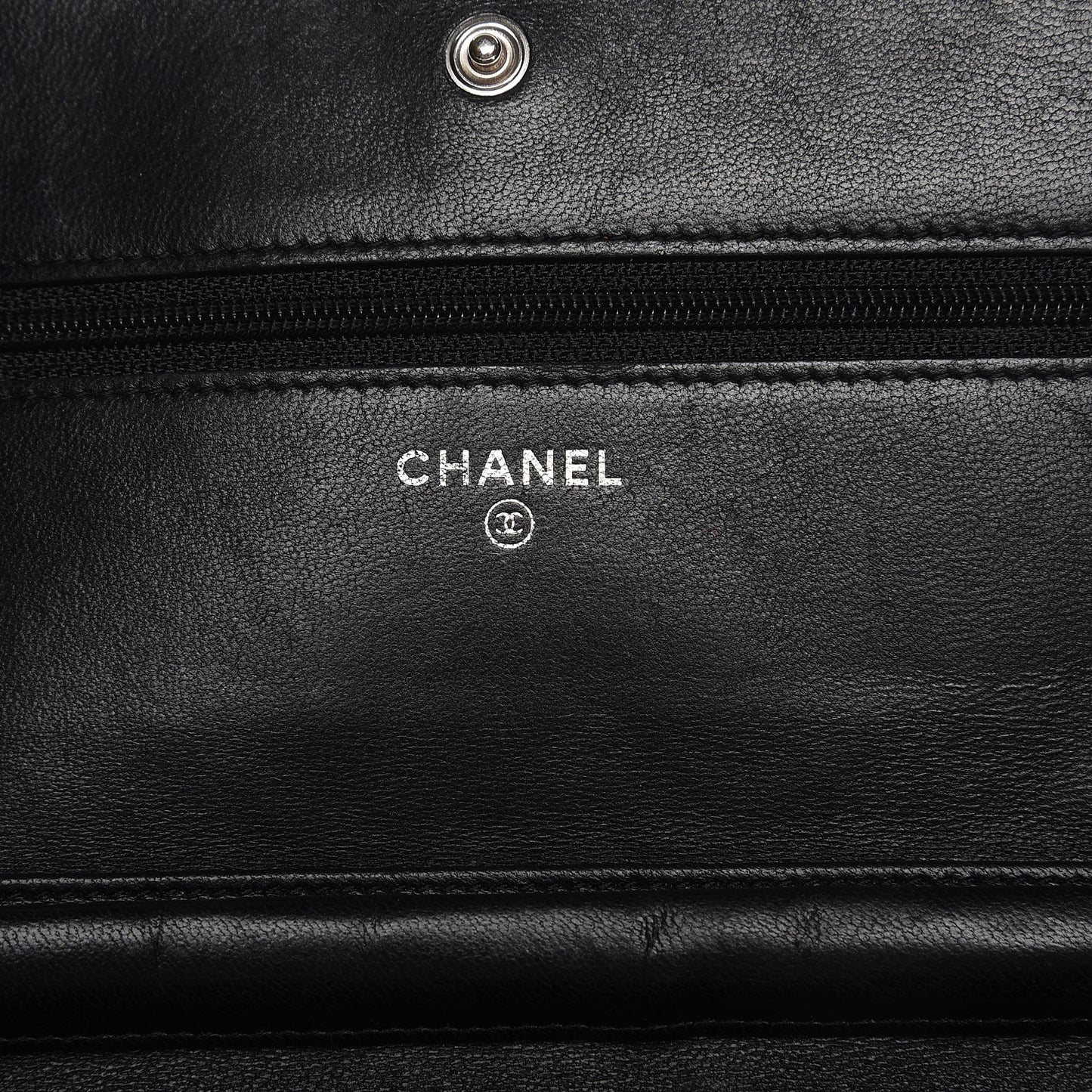 Lambskin Quilted Wallet On Chain WOC Black
