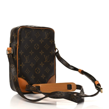 Louis Vuitton Monogram Danube 21 3 of 6