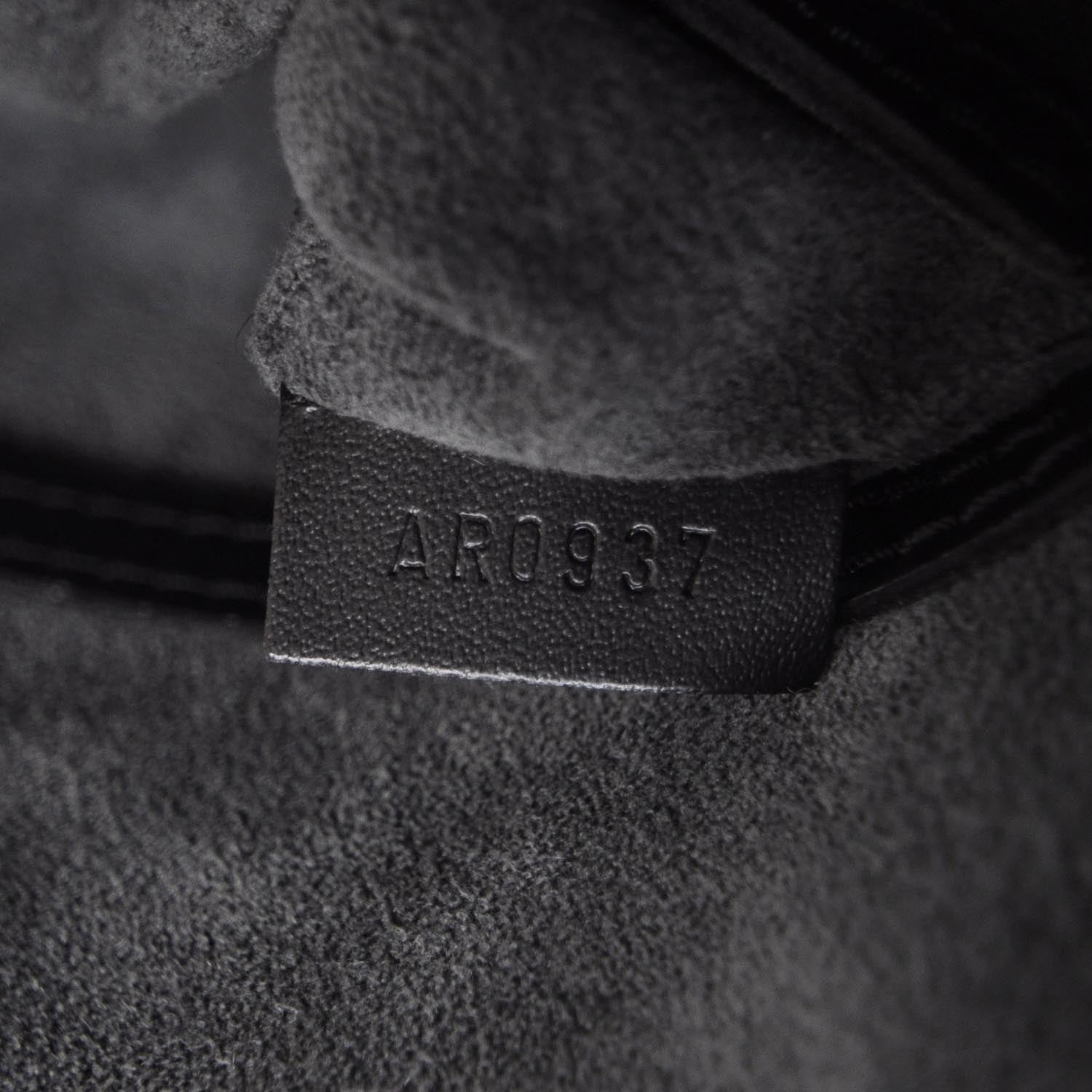 Louis Vuitton Epi Alma Black 8 of 8