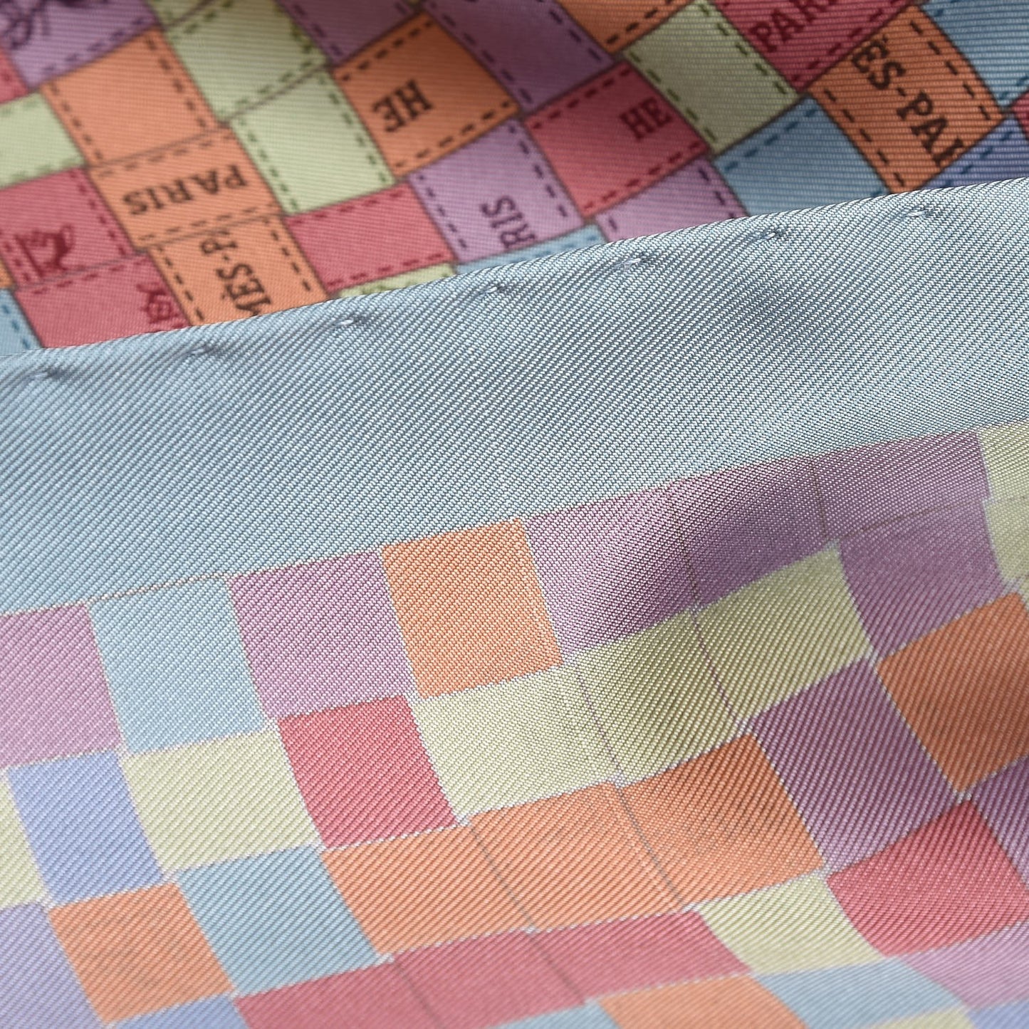 Silk Bolduc Au Carre Scarf 90