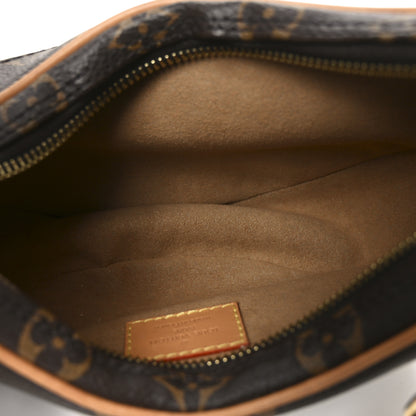 Louis Vuitton Monogram Loop 5 of 10