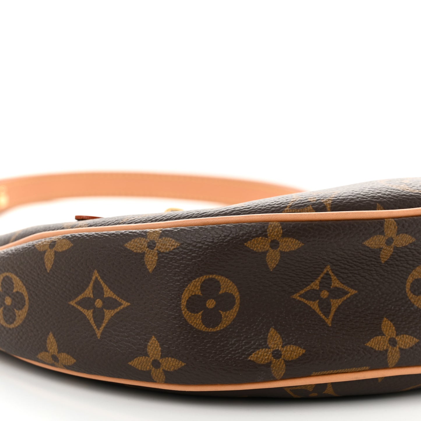 Monogram Loop