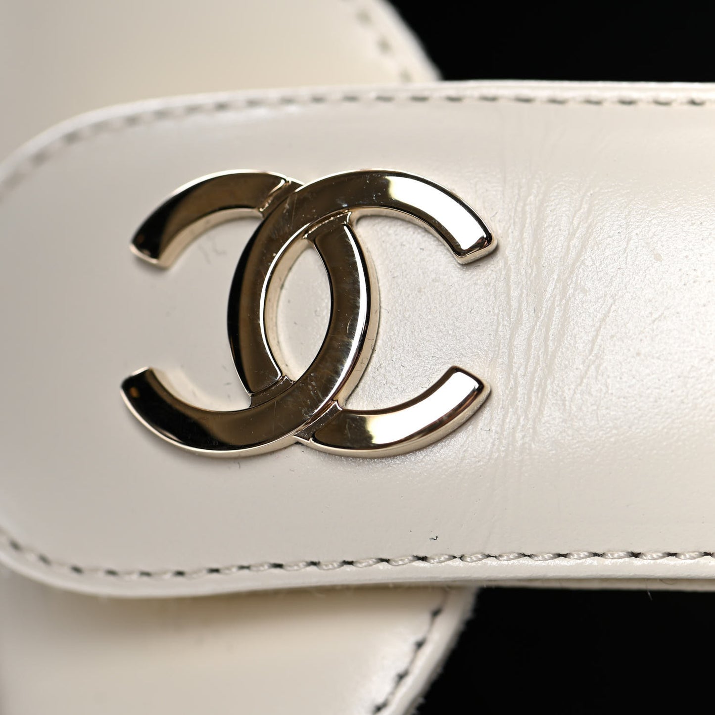 Shiny Calfskin Logo Platform Sandals 39 Ivory