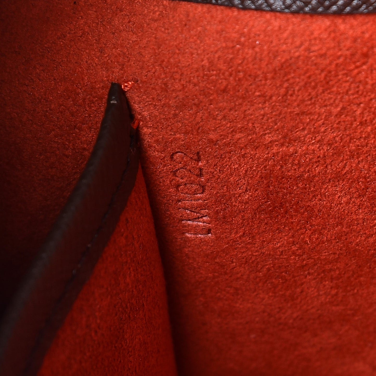 Damier Ebene Musette Tango