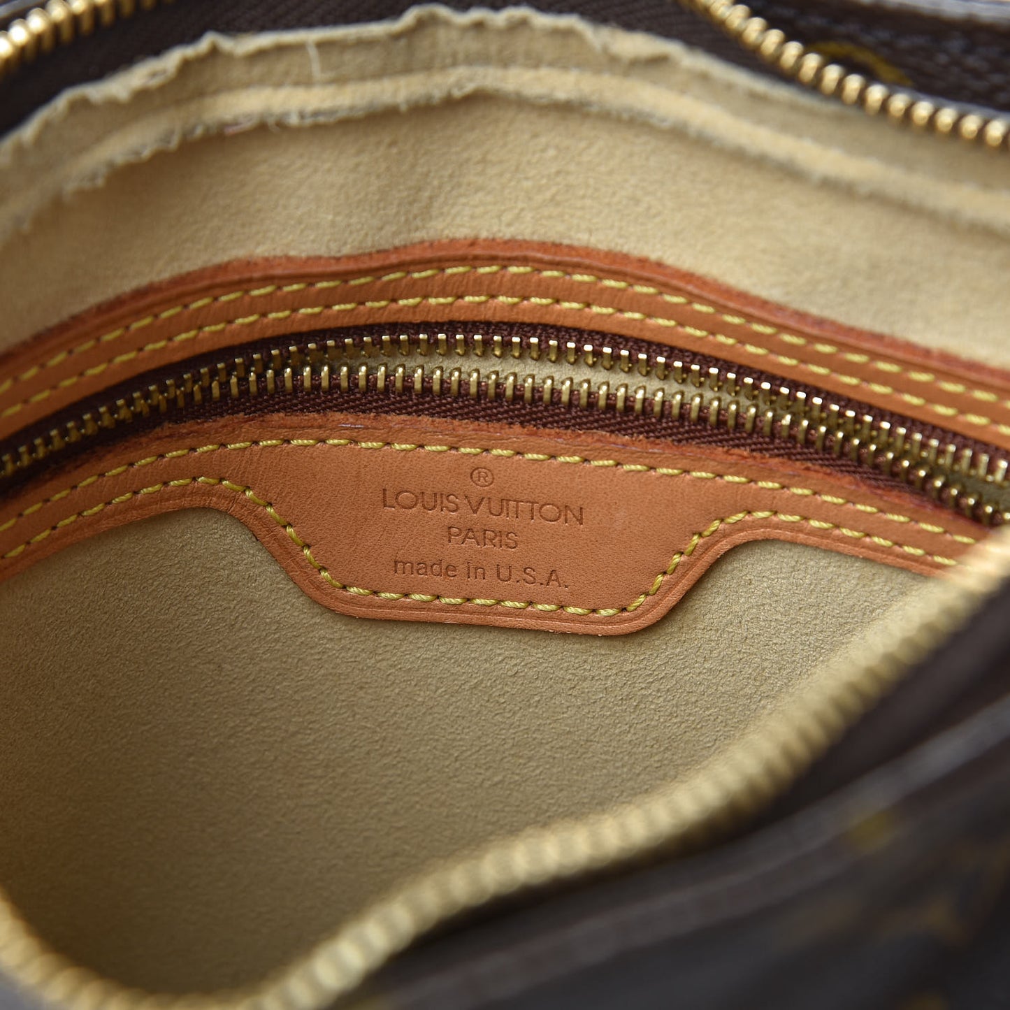 Monogram Looping MM