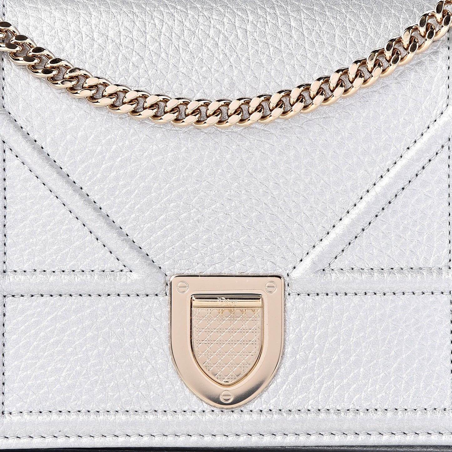 Metallic Grained Calfskin Diorama Wallet on Chain Pouch Silver