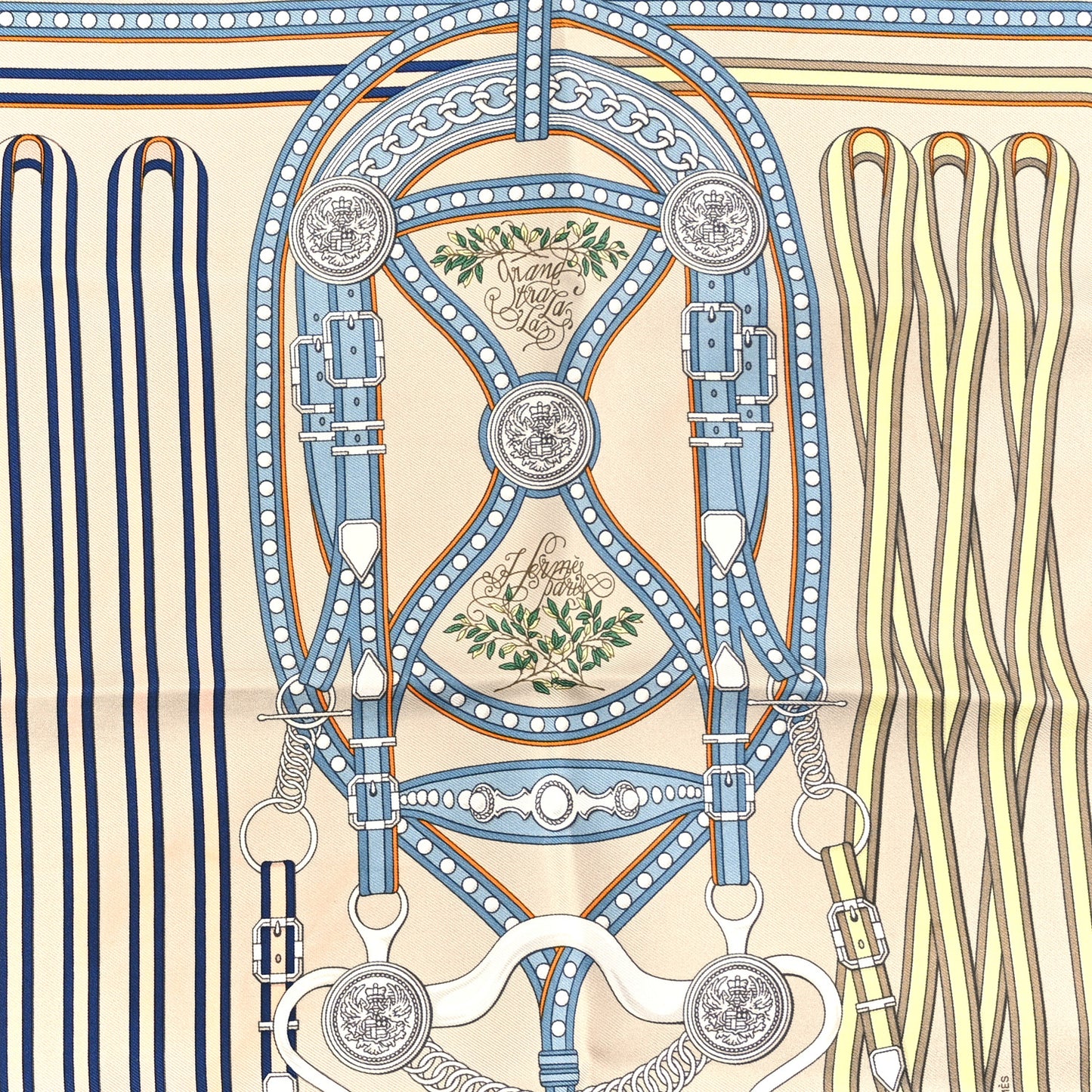 Silk Carre Grand Tralala Scarf 45 Vert Amande Beige Bleu