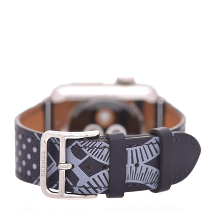 Hermes Gala 38mm Series 3 Apple Watch Eperon d’Or Bleu Marine 4 of 12