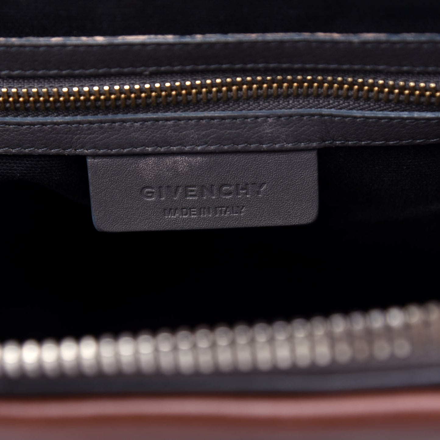 Smooth Calfskin Medium Tri-Color Antigona Dark Grey