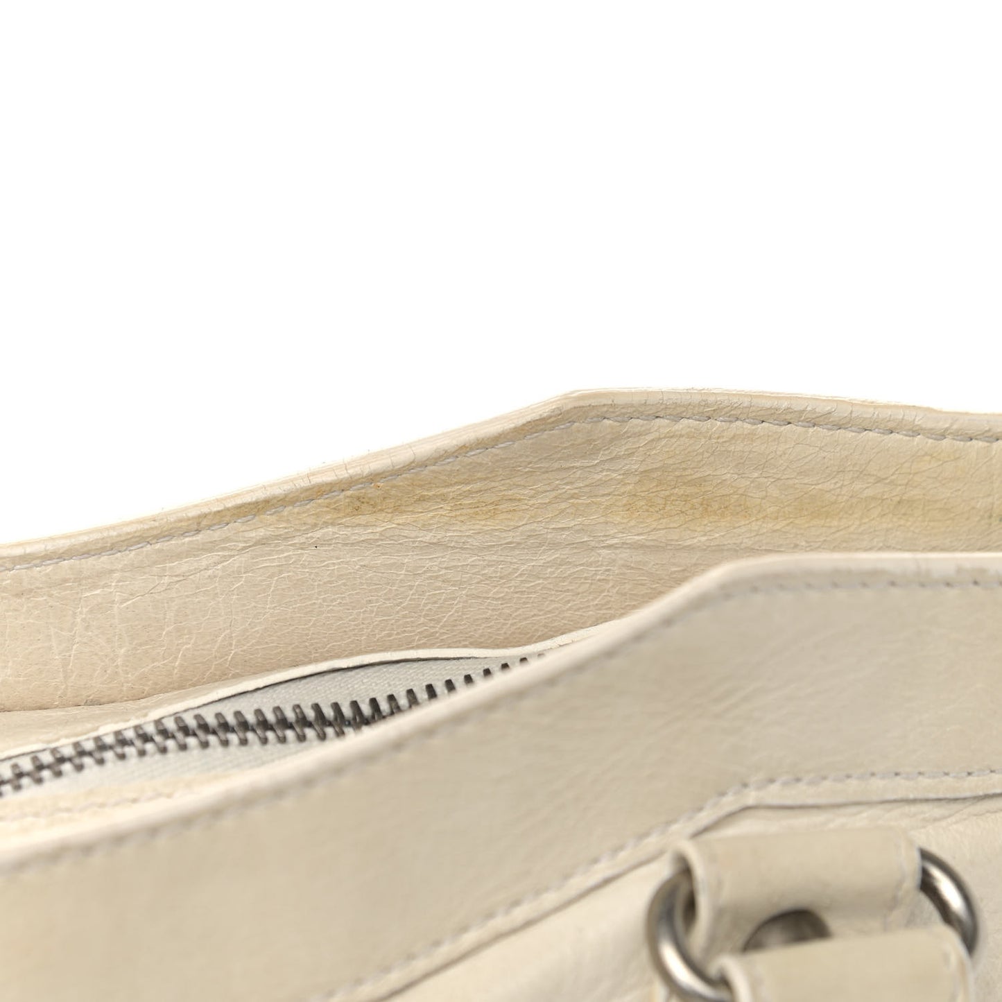 Chevre Classic Hardware First White