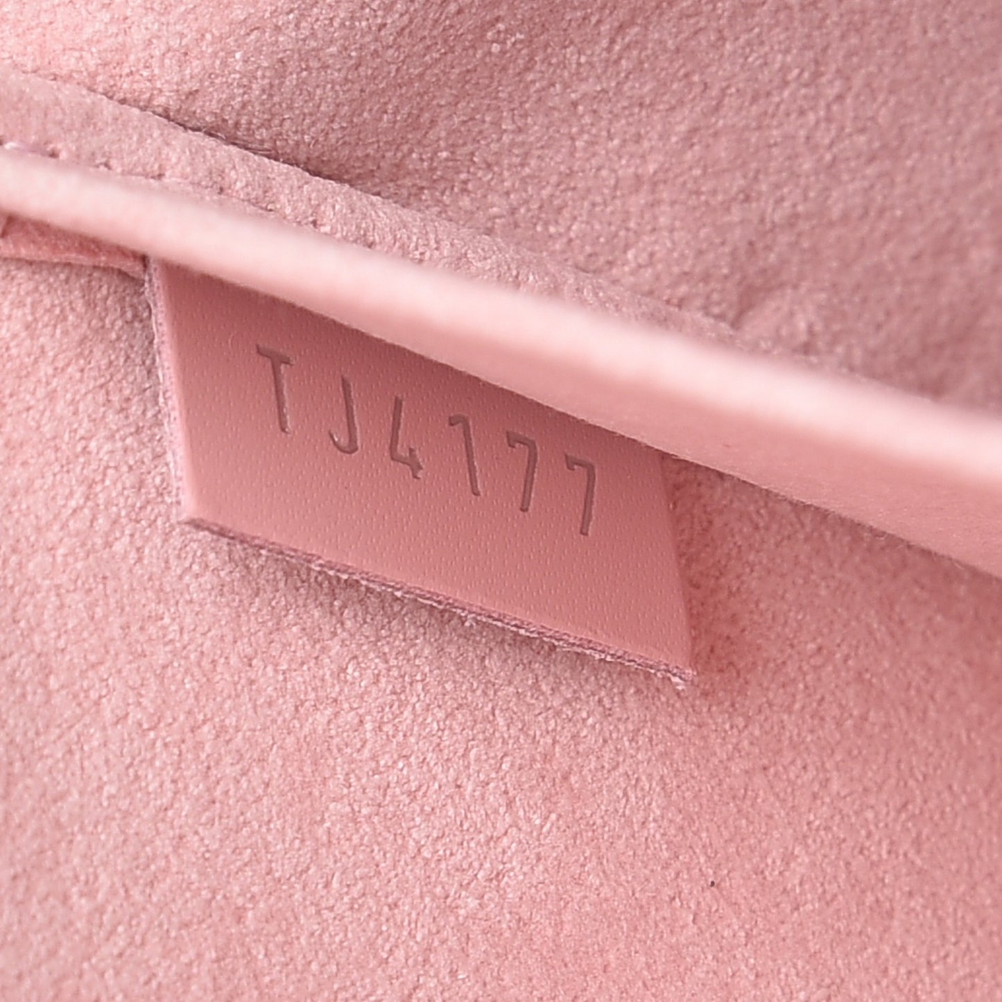 Epi Pochette Felicie Rose Ballerine
