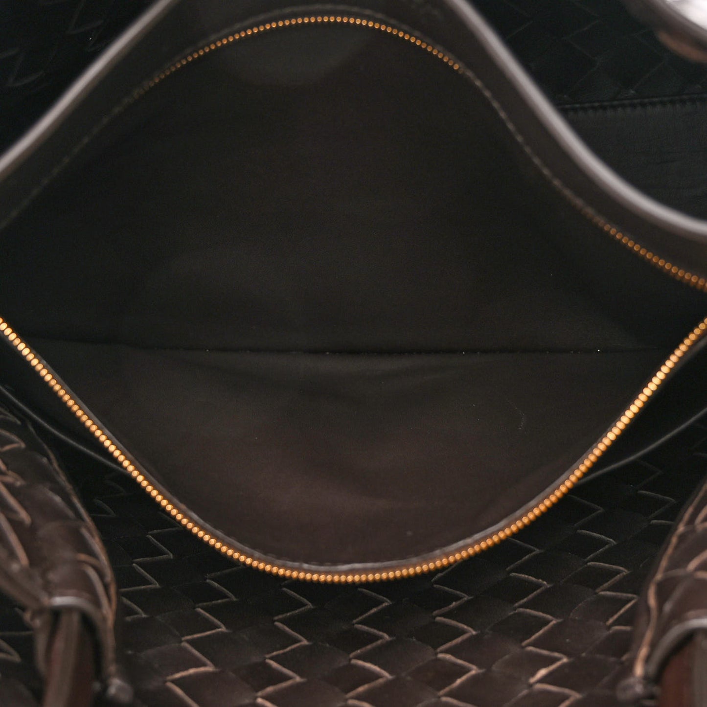 Nappa Intrecciato Medium Andiamo Shoulder Bag Fondant