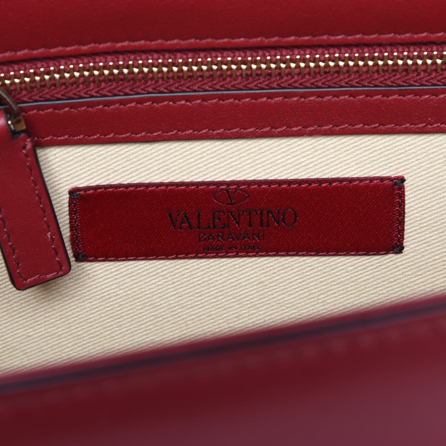 Valentino Garavani Vitello Medium Glam Lock Rockstud Flap Rubino 6 of 7