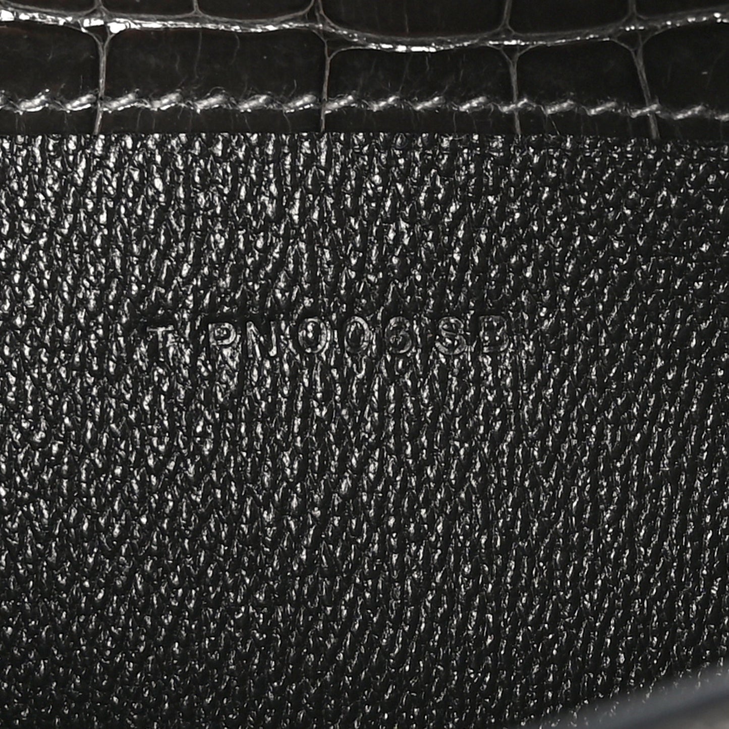 Shiny Alligator Constance Long Wallet Graphite
