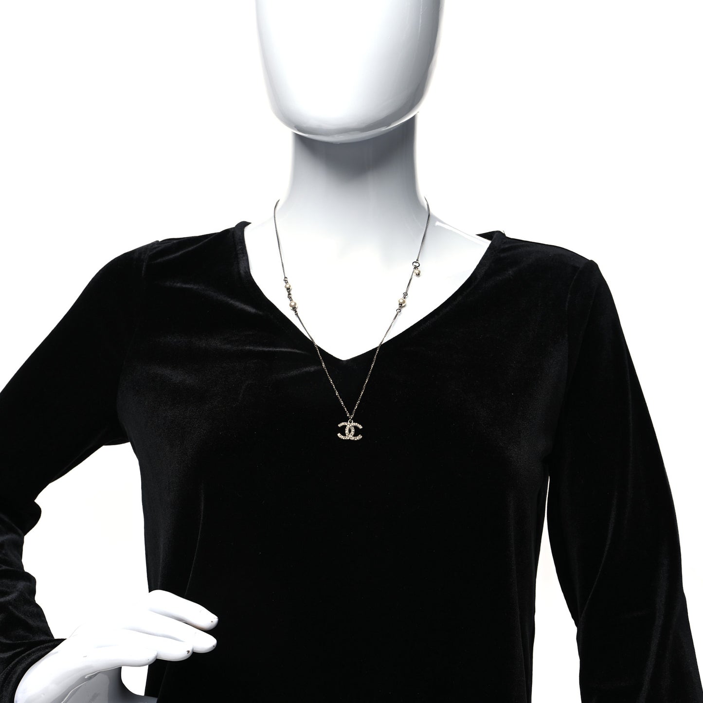 Ruthenium Crystal Pearl CC Pendant Necklace