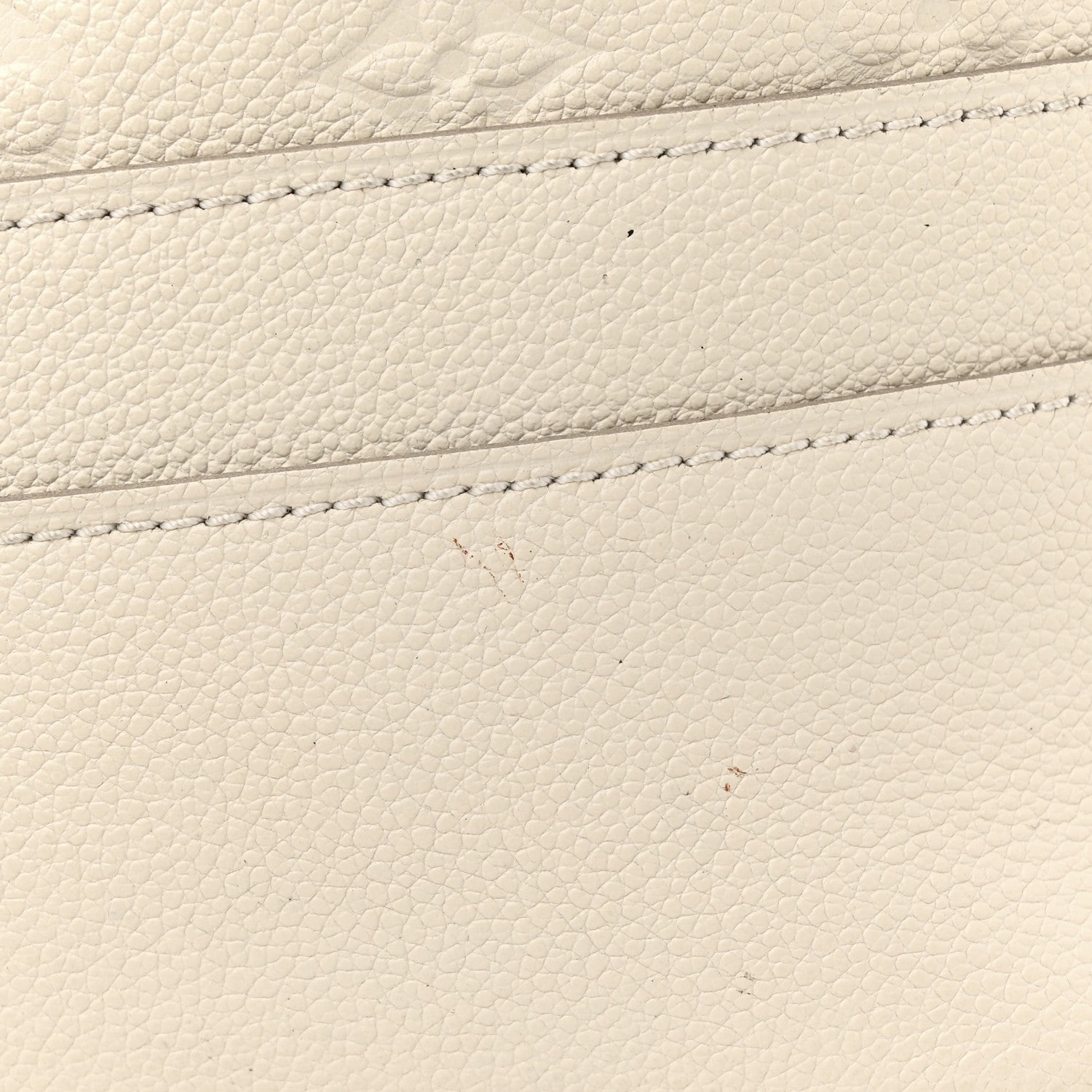 Louis Vuitton Empreinte Citadine PM Neige 22 of 24