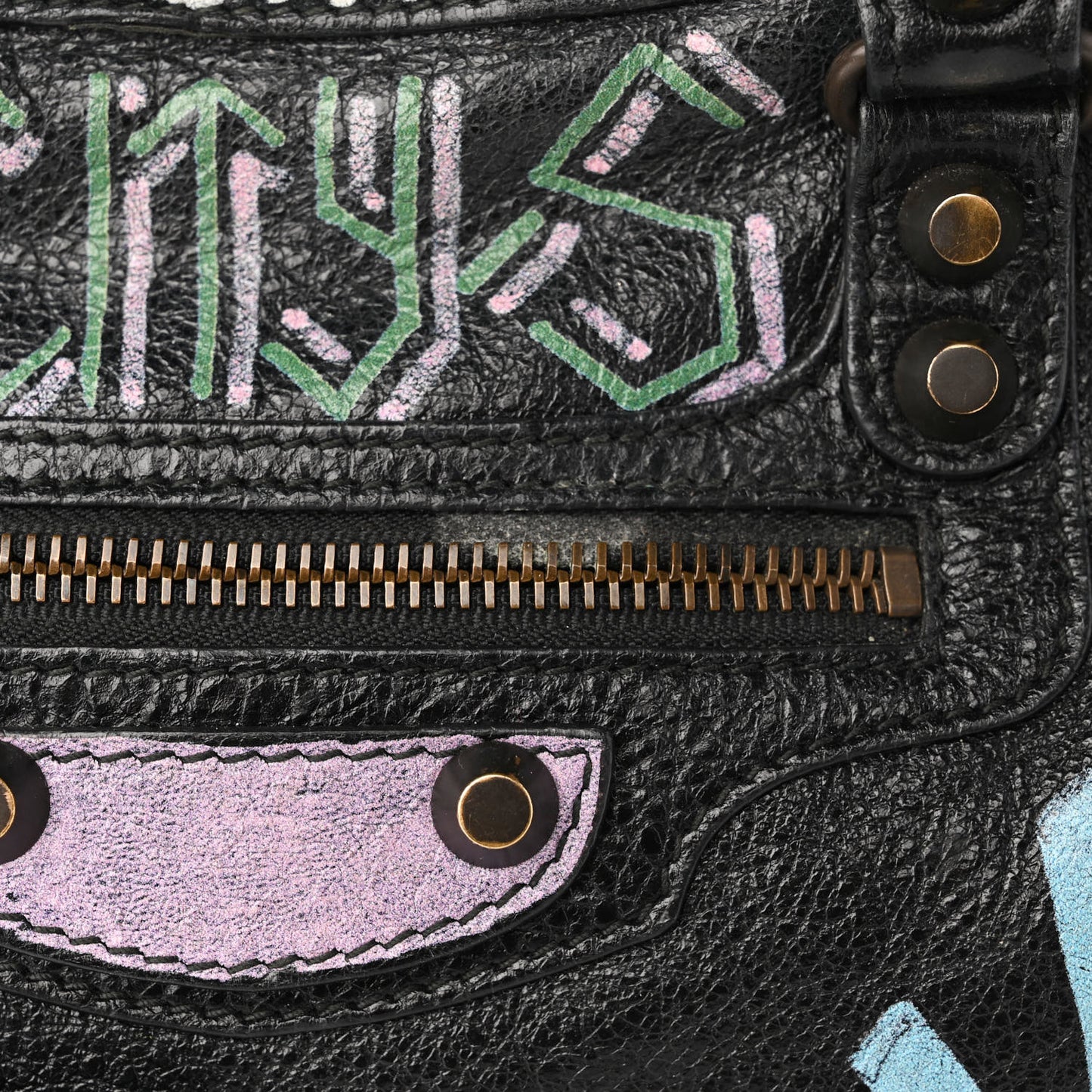 Agneau Graffiti All Over Classic Hardware S City Black Multicolor