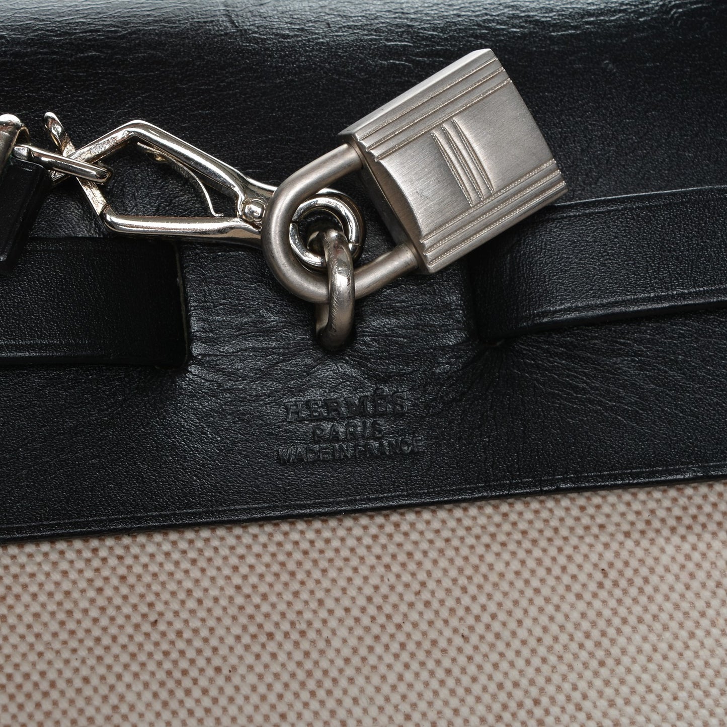 Toile Vache Calfskin Herbag 30 PM Natural Black