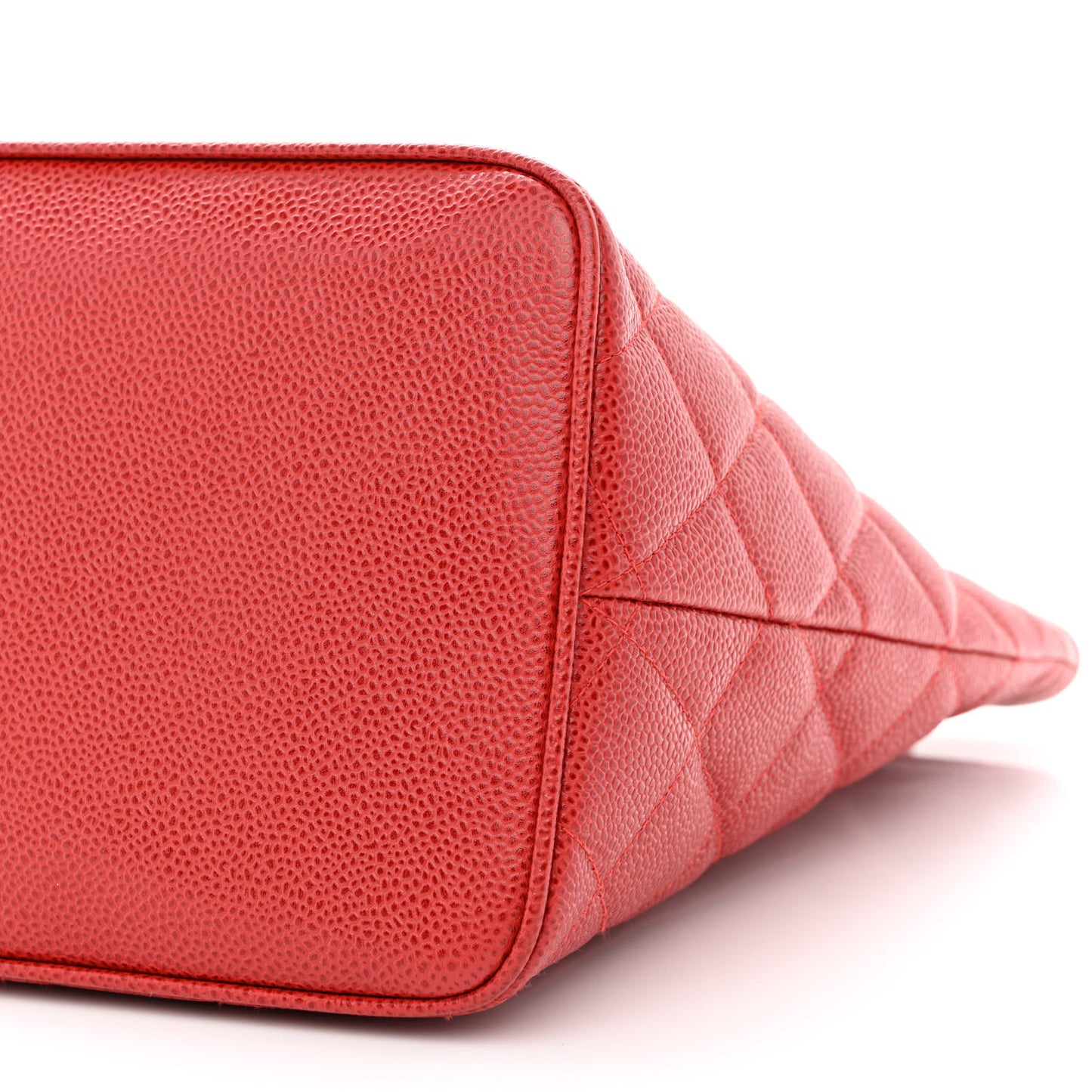 Caviar Quilted Medallion Tote Red