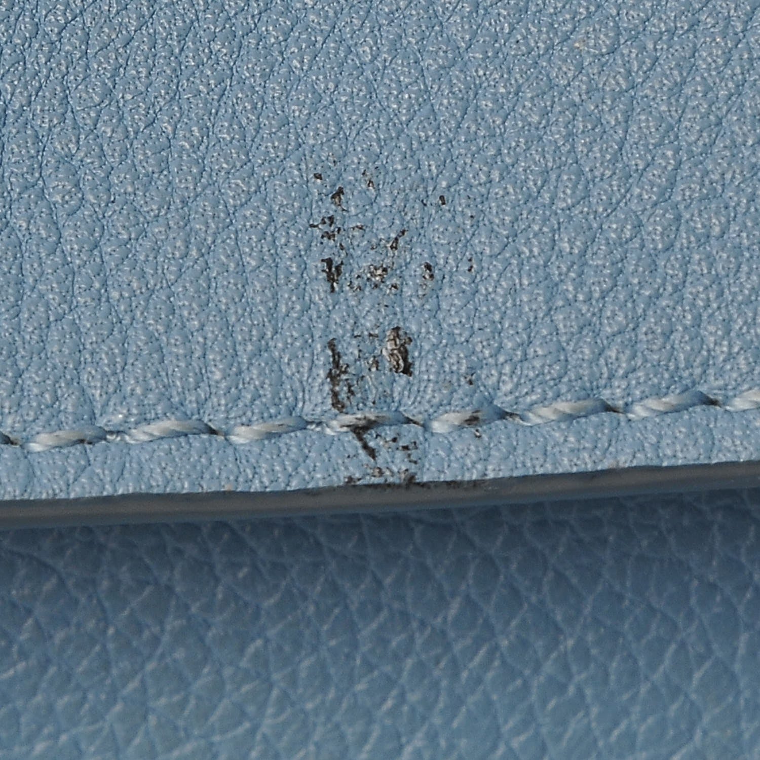 Louis Vuitton Calfskin Lockme MM Bleuet 9 of 19