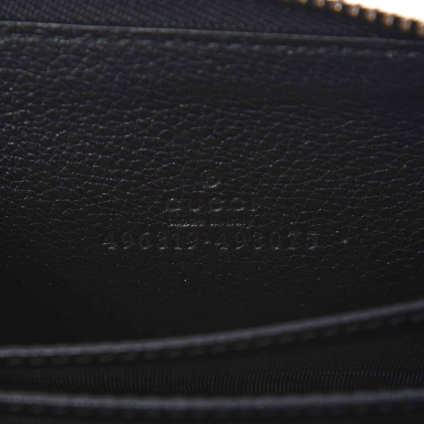 Calfskin Logo Zip Around Card Case Black