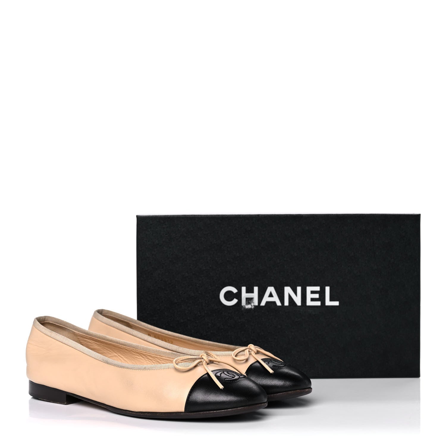 Chanel Lambskin Cap Toe Ballerina Flats 38 Beige Black 15 of 15