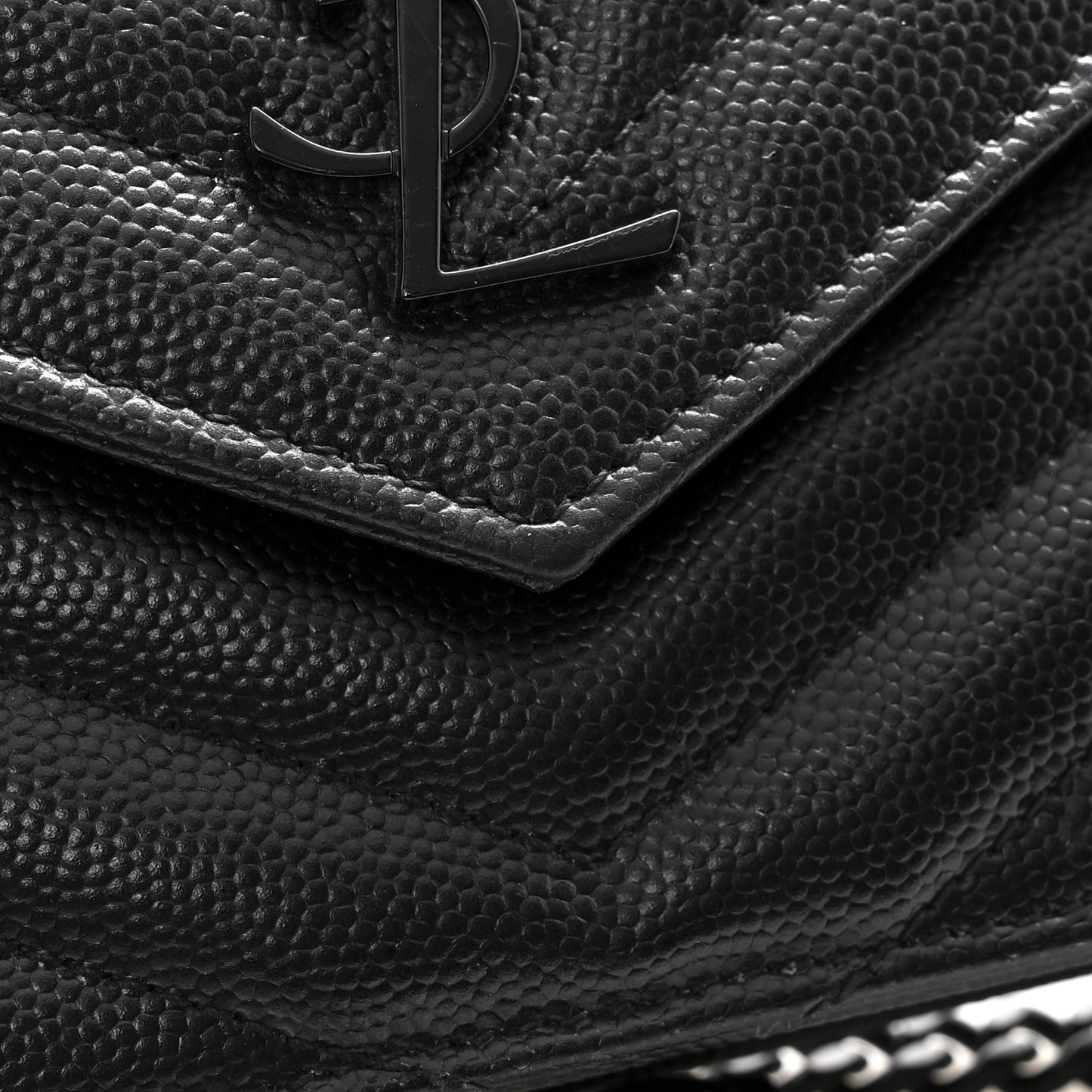 Grain De Poudre Matelasse Chevron Monogram Monochrome Envelope Chain Wallet Black