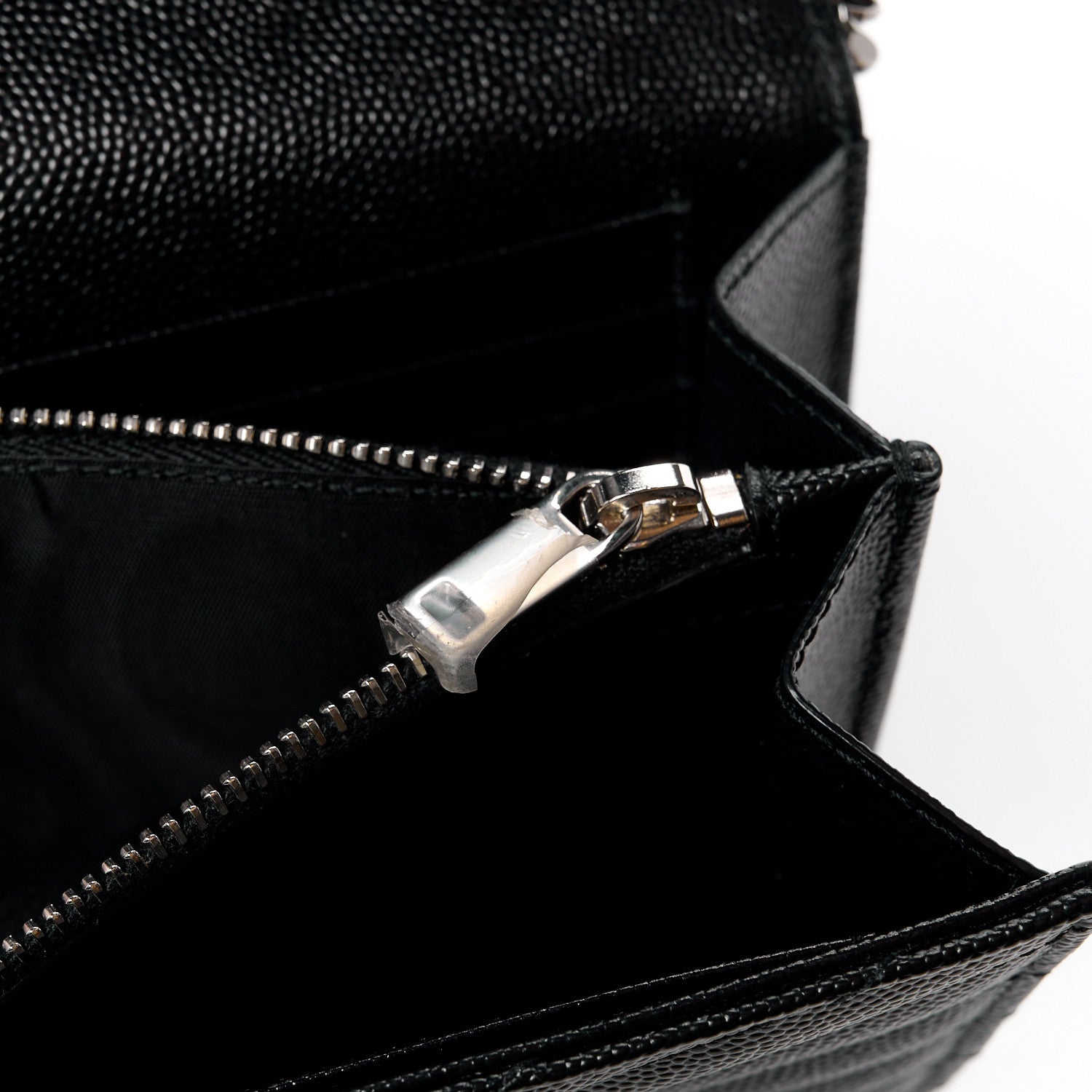 Saint Laurent Grain De Poudre Matelasse Chevron Monogram Chain Wallet Black 14 of 14