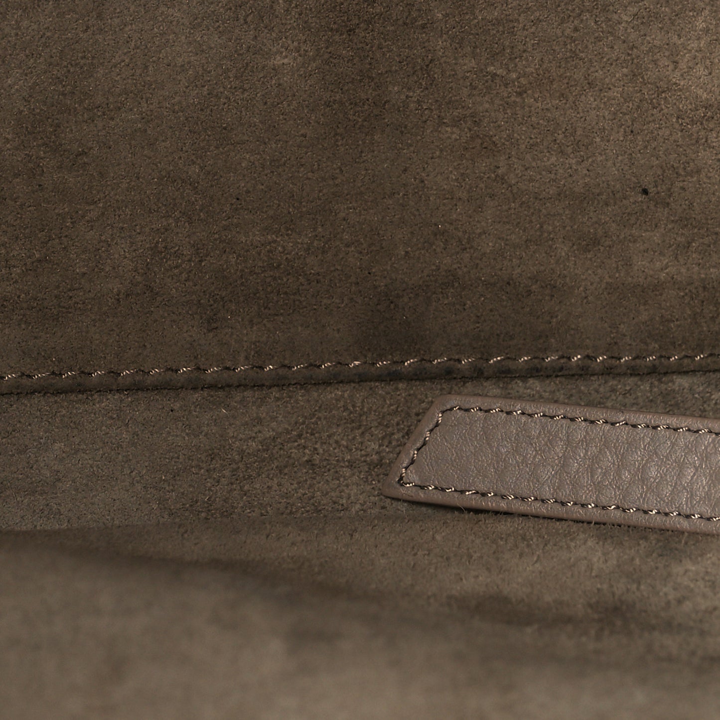 Supple Calfskin Medium Phantom Luggage Beige