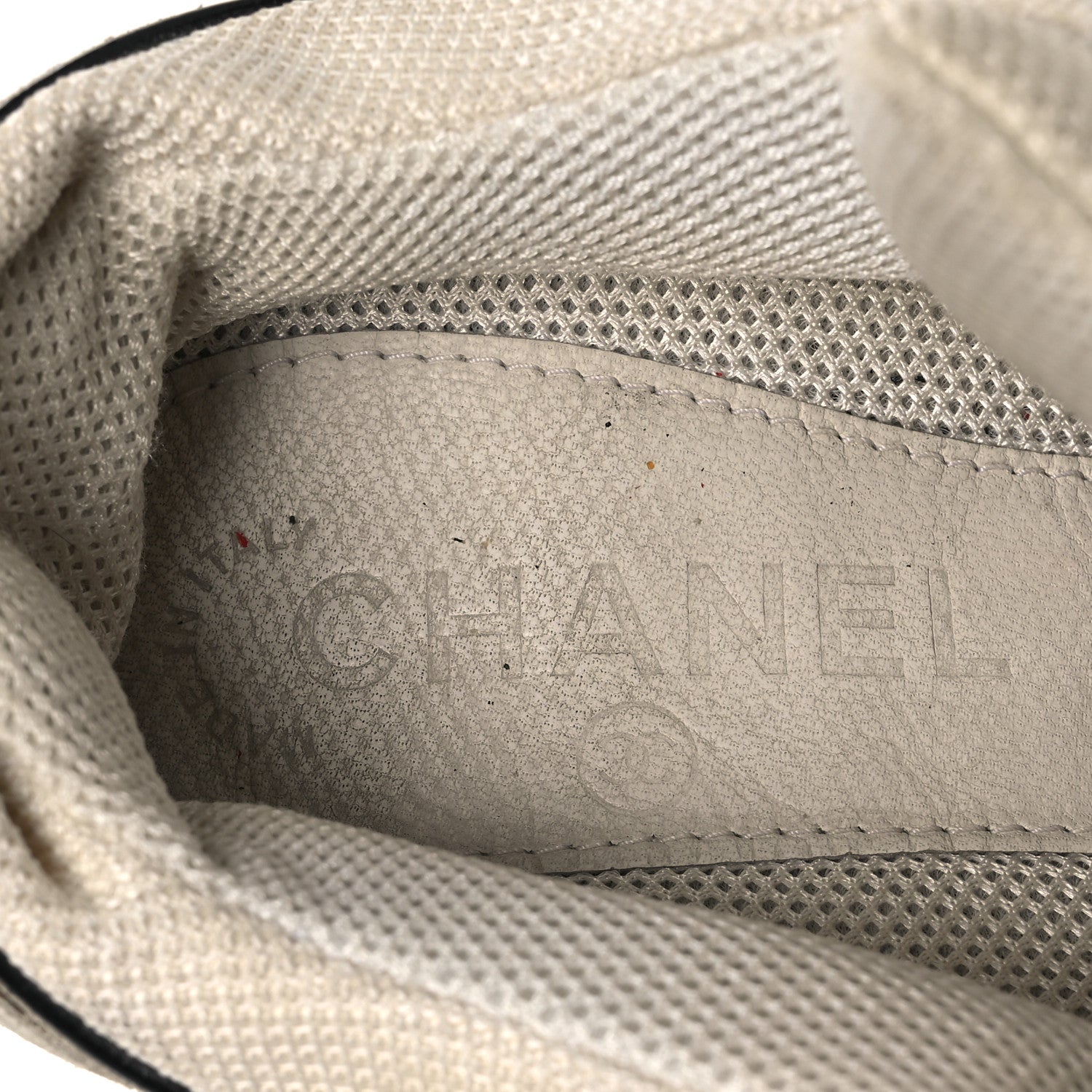 Chanel Mesh Suede Calfskin Grosgrain Womens CC Sneakers 37.5 White Black 9 of 14