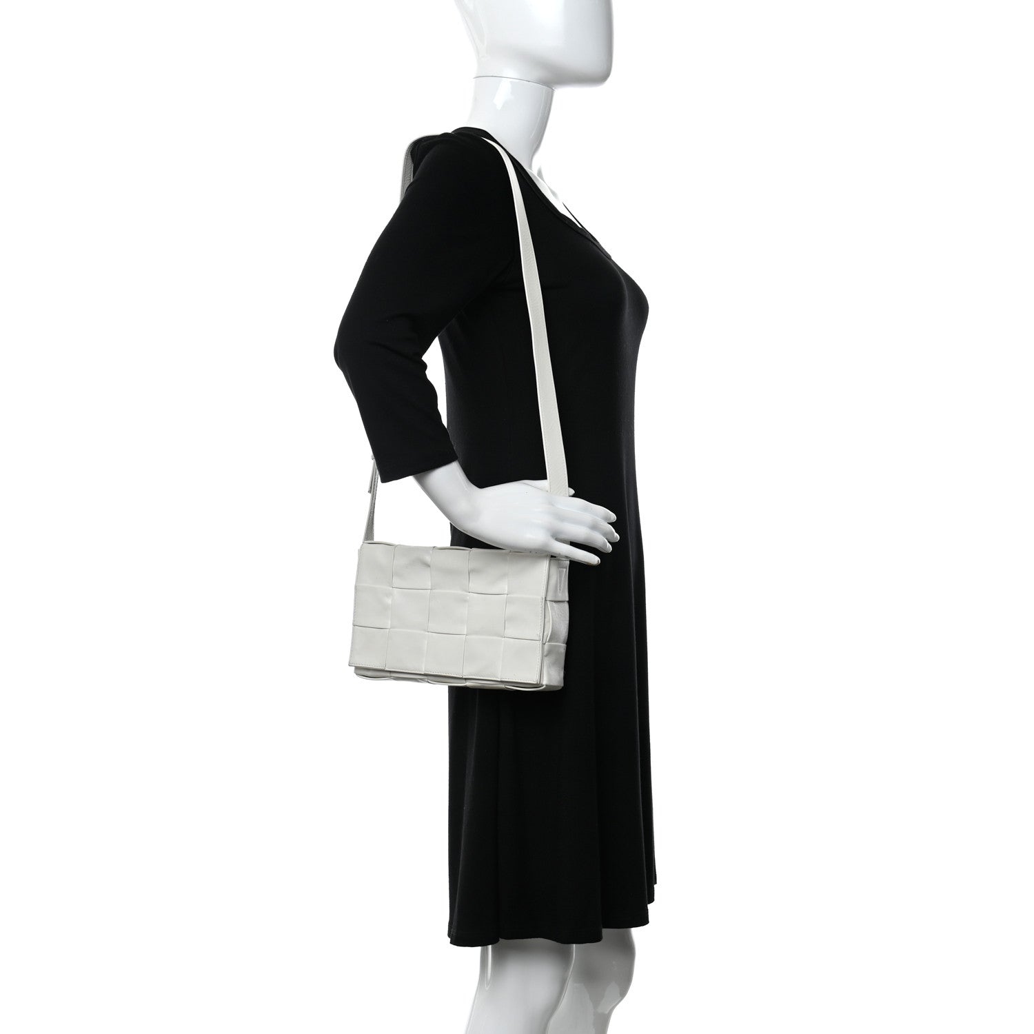 Bottega Veneta Lambskin Maxi Intrecciato Cassette Crossbody Bag White 2 of 10