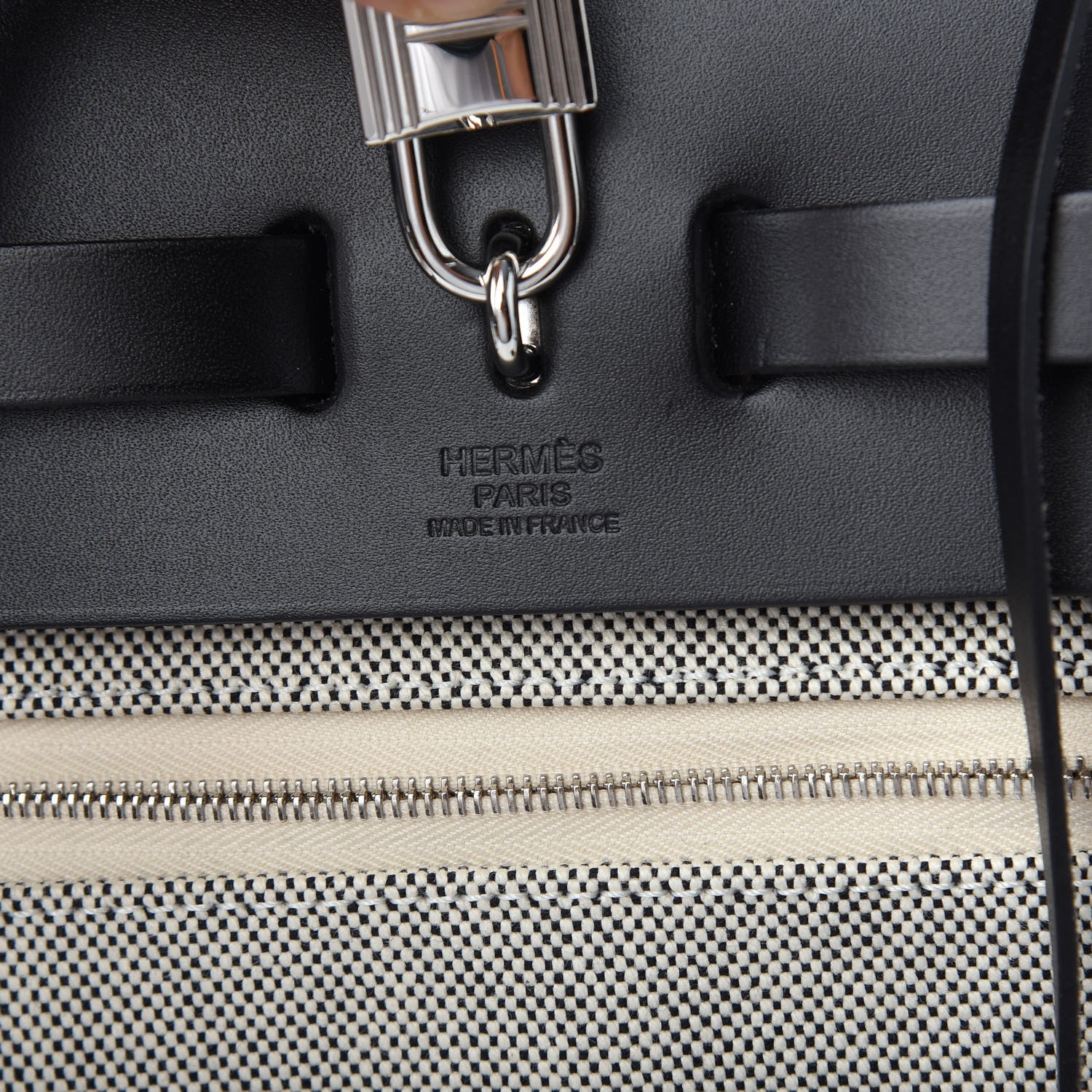 Hermes Vache Hunter Criss Viking Herbag Zip Retourne 31 PM Ecru Black 6 of 9
