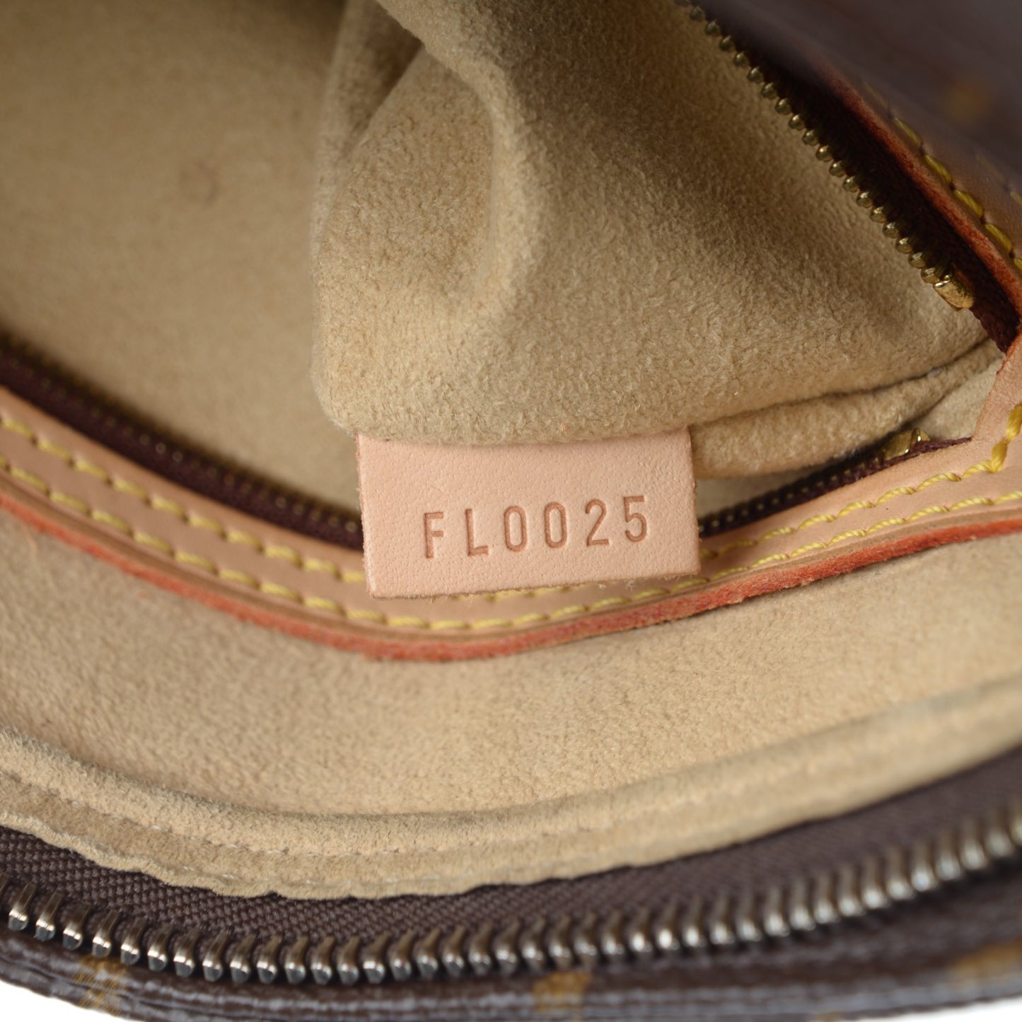 Monogram Looping MM