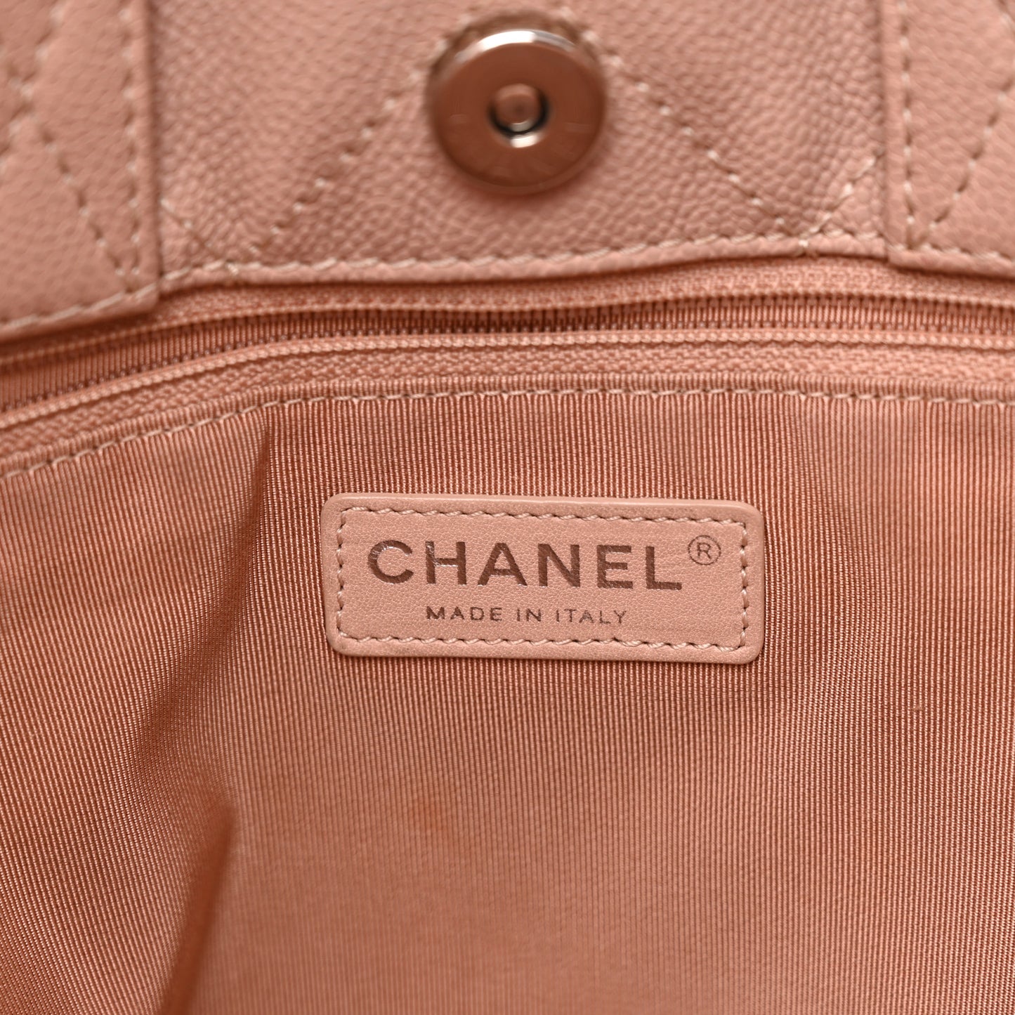 Caviar Quilted Shopping Tote Pink